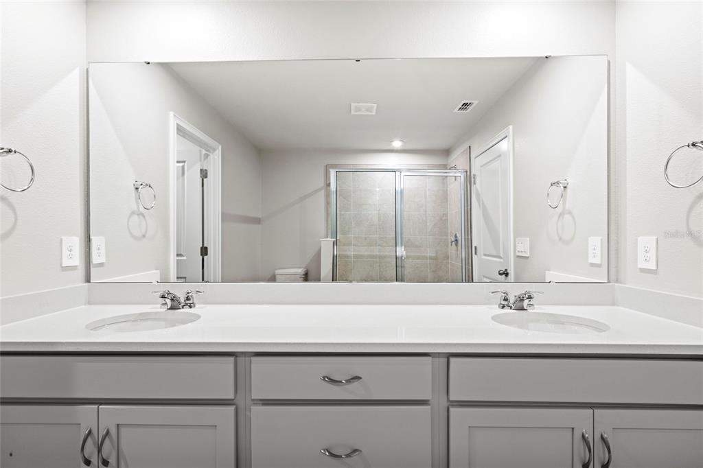 4156 Cloud Hopper Way Lutz, FL 33559 - Photo 21 of 35