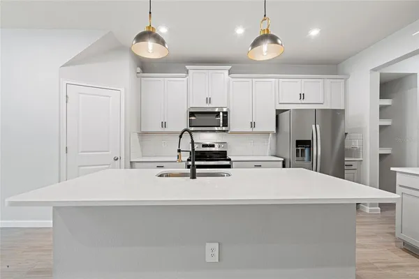$2,495 | 4156 Cloud Hopper Way, Lutz, FL 33559