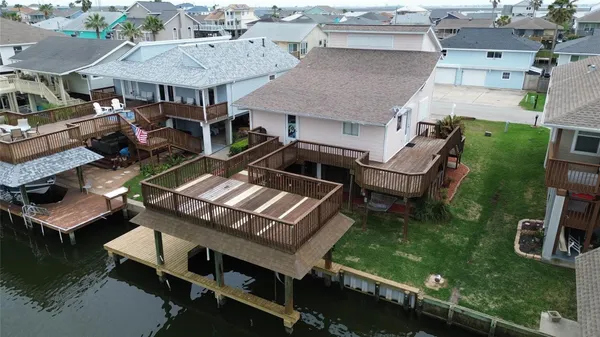 $3,000 | 1031 Redfish Street, Bayou Vista, TX 77563