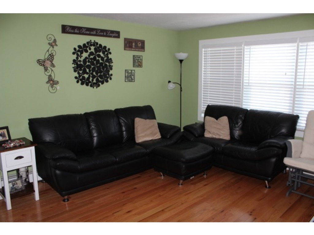 307 Circle Road, Unit 307 Manchester, NH 03103 - Photo 9 of 18