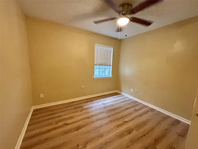 $1,450 | 8712 Wilcrest Drive, Unit 8712, Houston, TX 77099