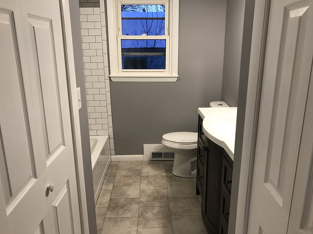 4 Melville Street Springfield, MA 01104 - Photo 16 of 18 Gallery Image 16