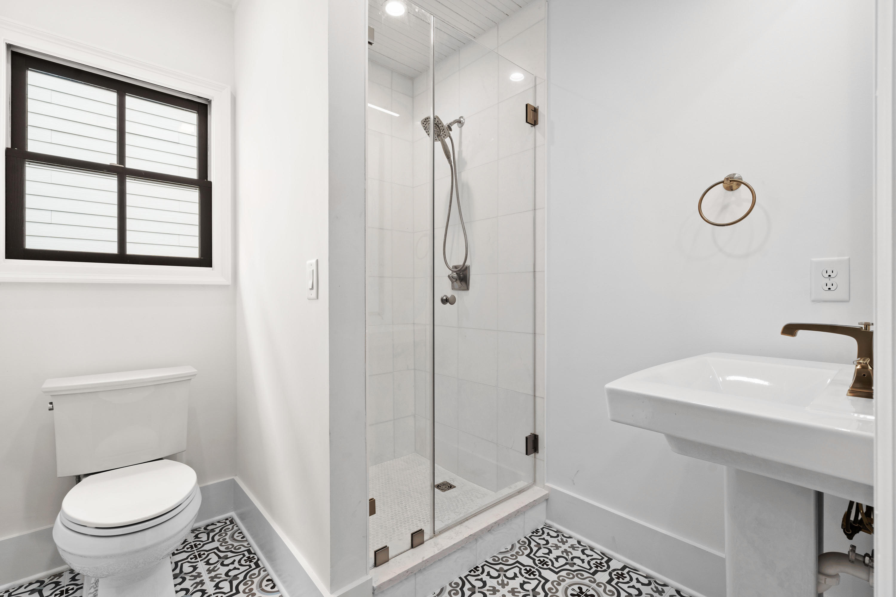 2 Line Street Charleston, SC 29403 - Photo 22 of 41 Ensuite Bathroom 1/Hallway Bathroom