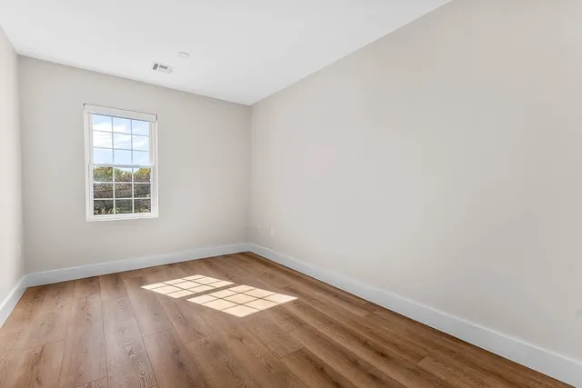 $4,200 | 22 Everett Street, Unit 405, Westwood, MA 02090