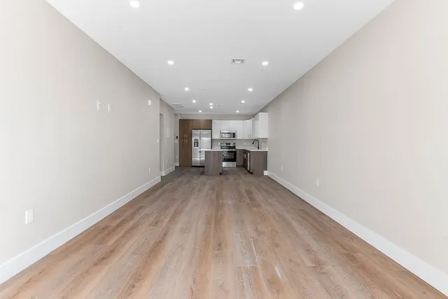 $4,200 | 22 Everett Street, Unit 405, Westwood, MA 02090