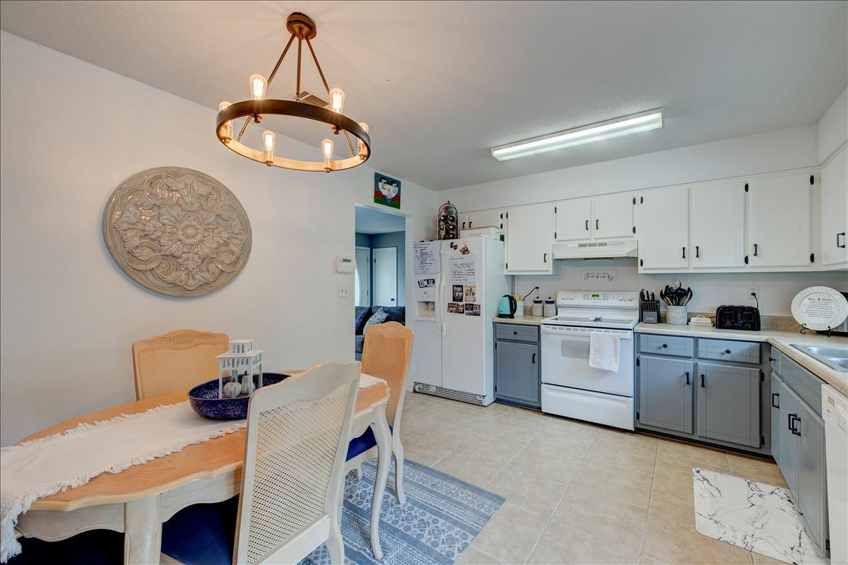 3227 Airport Road Crestview, FL 32539 - Photo 11 of 24 3227 Airport