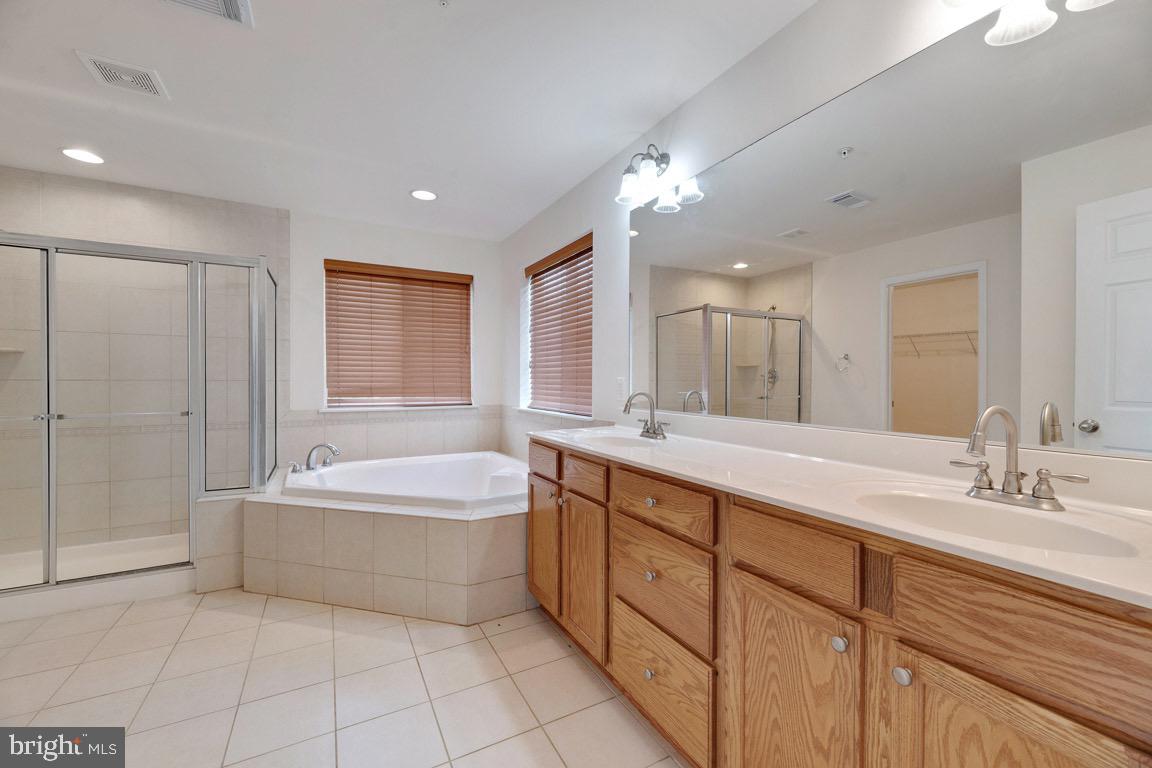 6314 Old Washington Road Elkridge, MD 21075 - Photo 28 of 52 Soaking Tub and Separate Shower at Master Bath