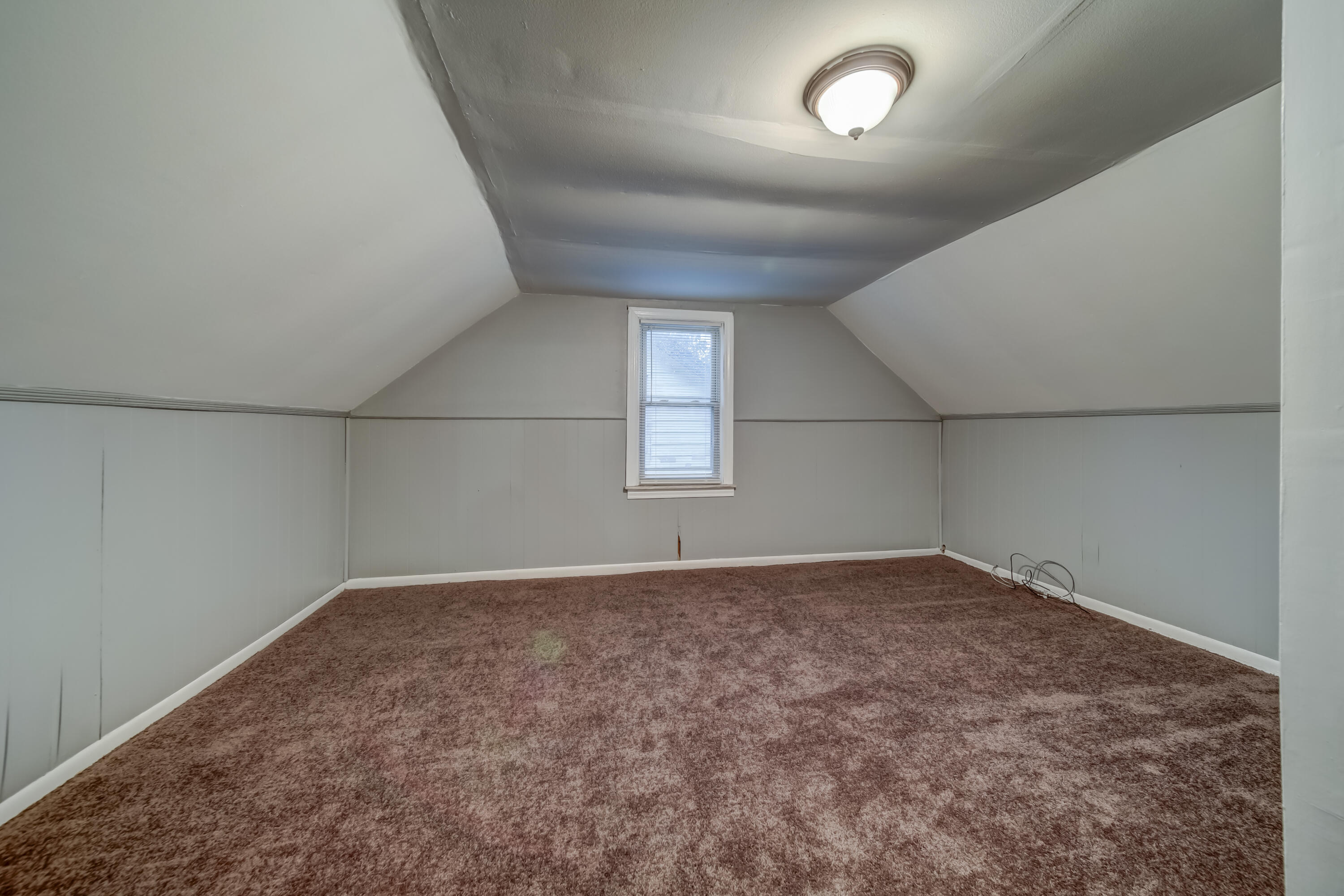 22748 Melrose Avenue Eastpointe, MI 48021 - Photo 8 of 12 22748 Melrose Ave, Eastpointe Bedroom 2