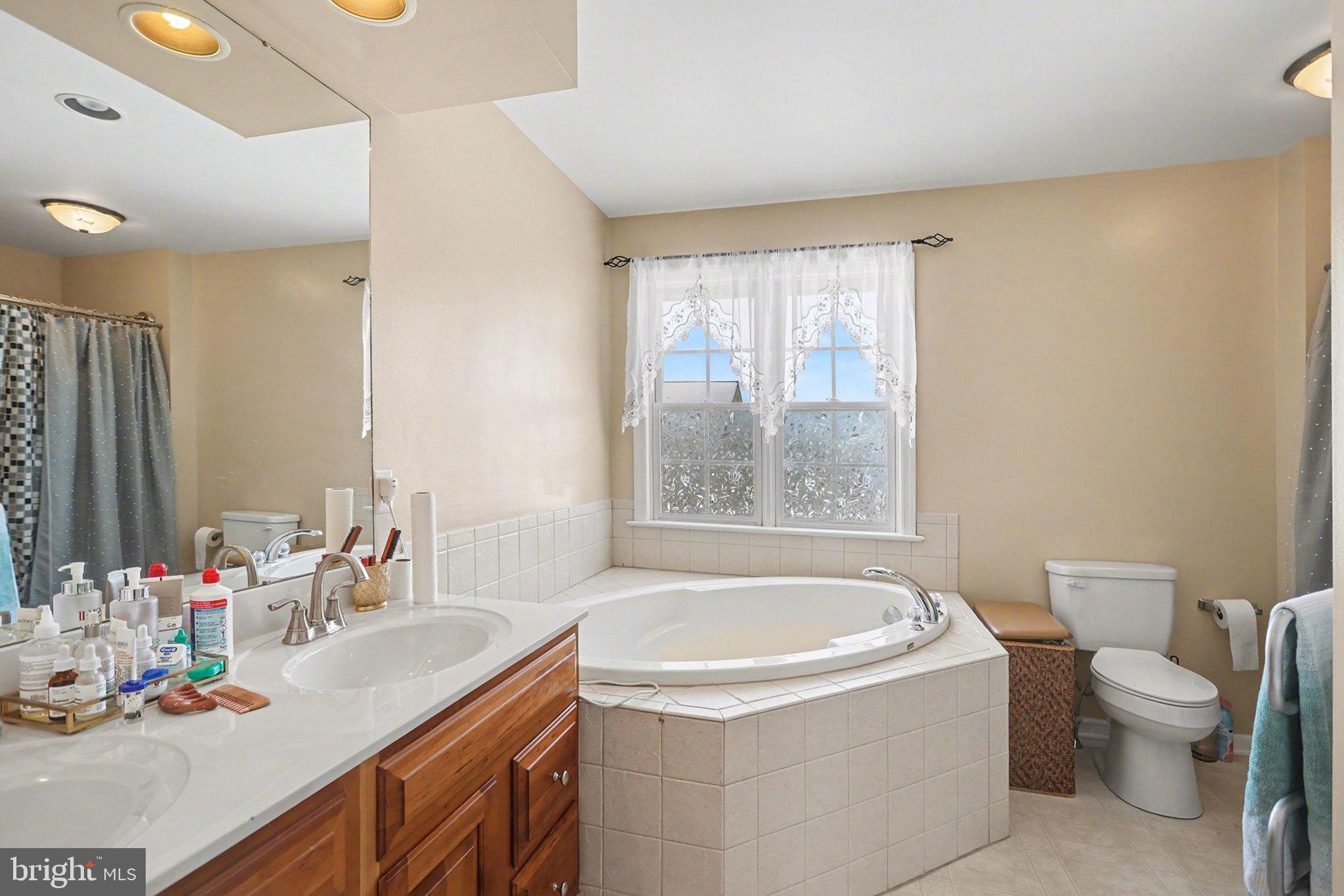 50 Angela Lane York, PA 17402 - Photo 15 of 30