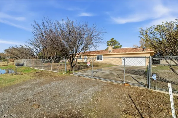 $341,900 | 700 West Amarillo Avenue, Pahrump, NV 89048