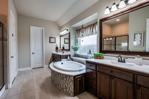 $480,000 | 5912 Trail Marker Court, Fort Worth, TX 76123