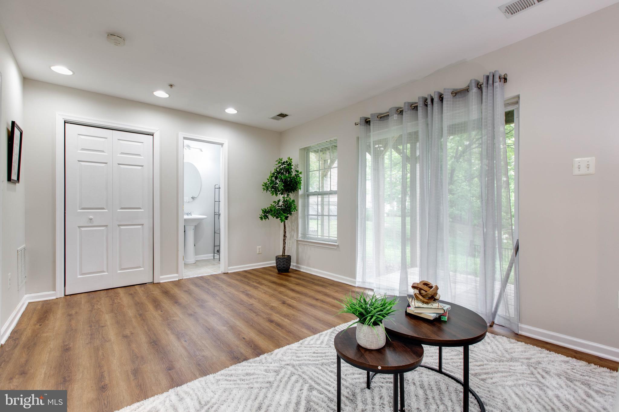 7086 Water Oak Road, Unit 200 Elkridge, MD 21075 - Photo 39 of 47
