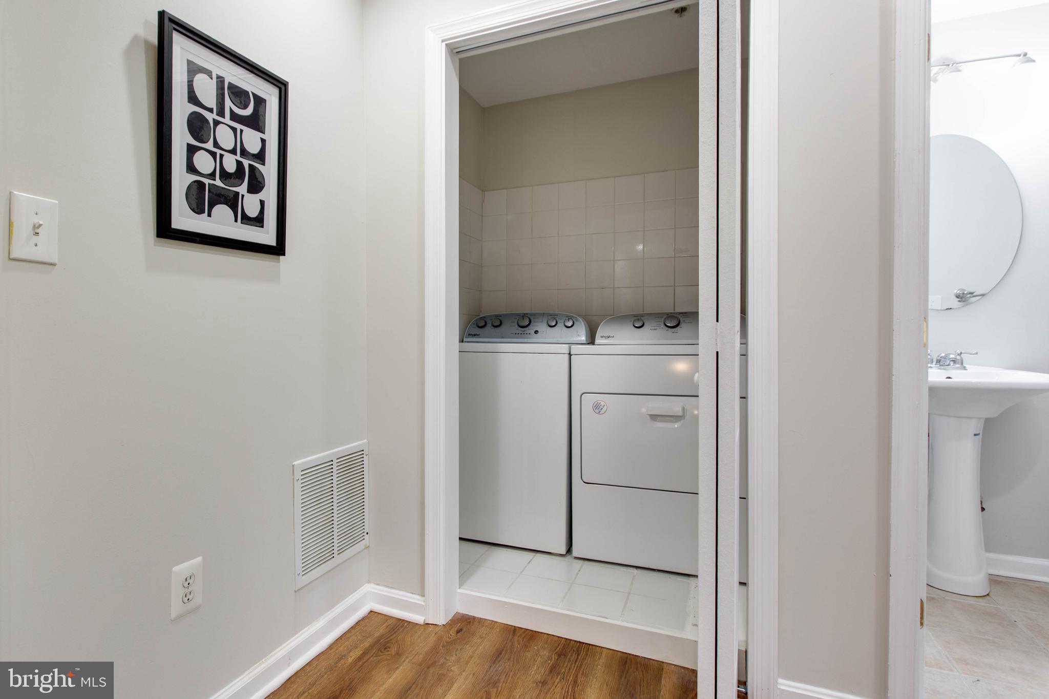7086 Water Oak Road, Unit 200 Elkridge, MD 21075 - Photo 42 of 47 laundry room