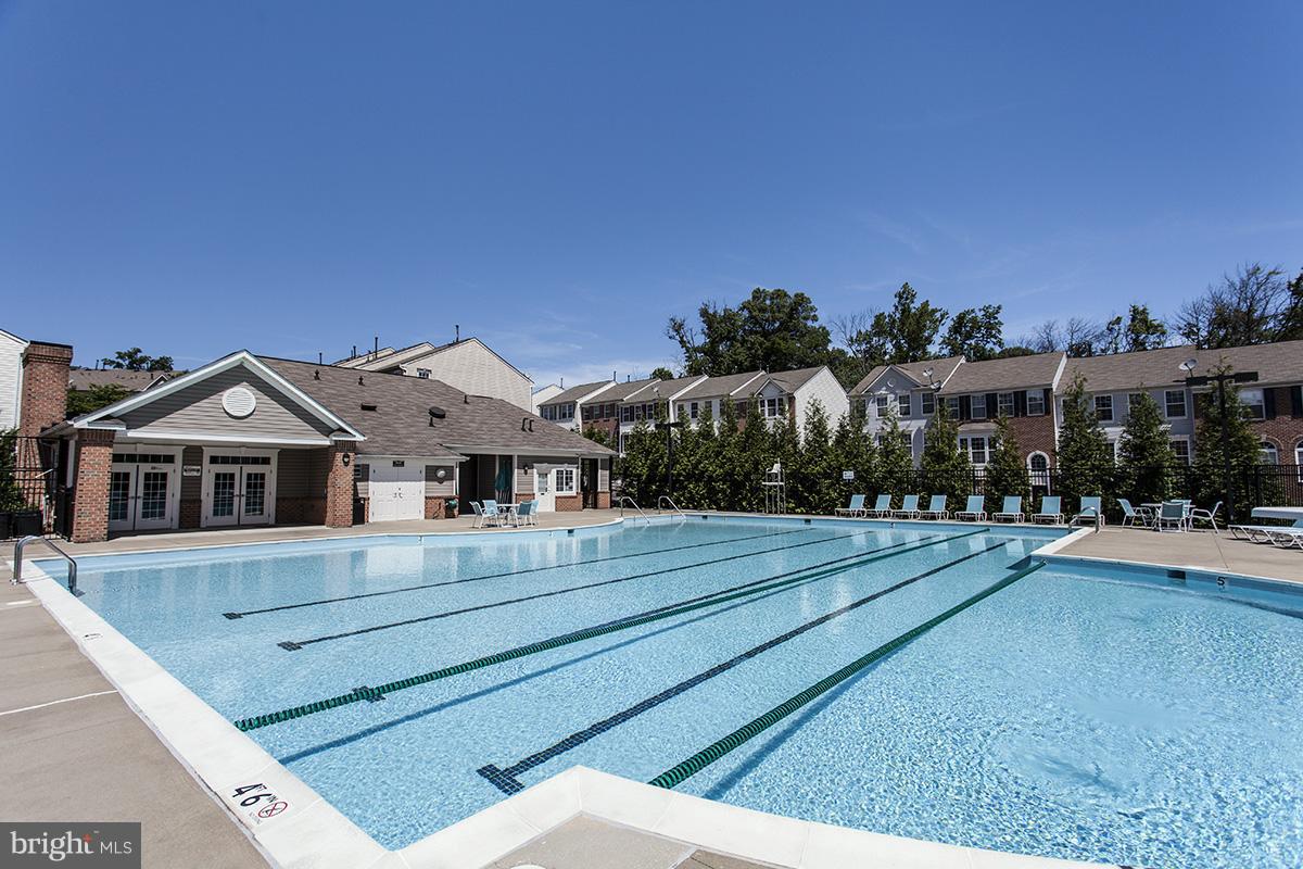 7086 Water Oak Road, Unit 200 Elkridge, MD 21075 - Photo 47 of 47 community pool