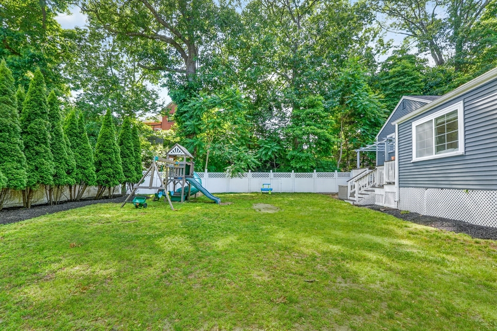 46 Windsor Road Stoneham, MA 02180 - Photo 32 of 42