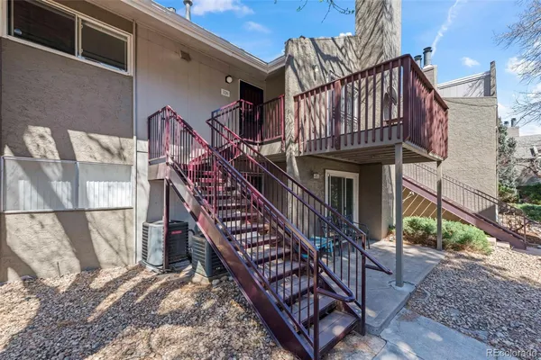 $1,700 | 5300 East Cherry Creek S Drive, Unit 323, Denver, CO 80246