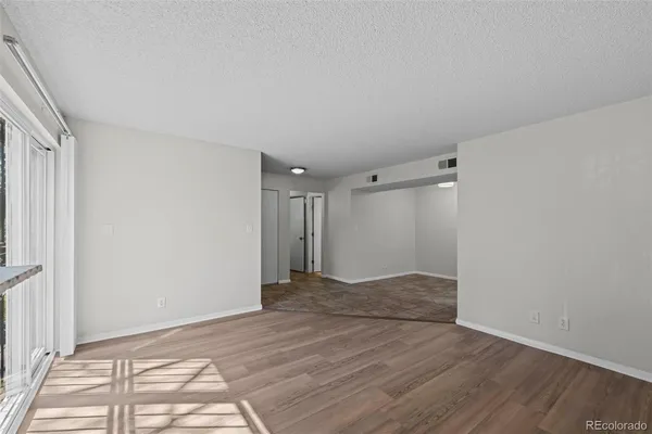 $1,700 | 5300 East Cherry Creek S Drive, Unit 323, Denver, CO 80246