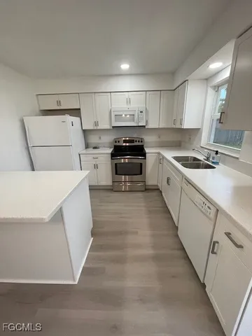 $1,750 | 1808 Southeast 5th Place, Cape Coral, FL 33990