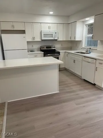 $1,750 | 1808 Southeast 5th Place, Cape Coral, FL 33990