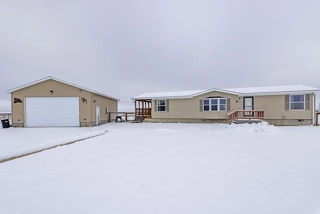 $425,000 | 2 Freight Wagon Road, Farson, WY 82932