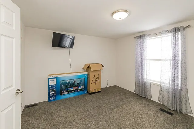 $425,000 | 2 Freight Wagon Road, Farson, WY 82932