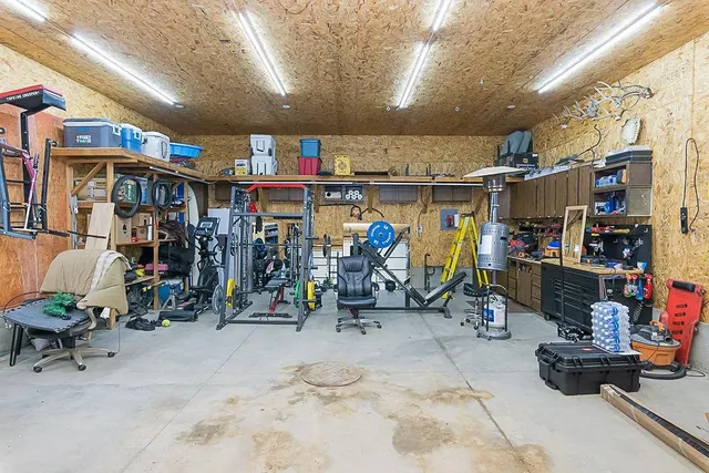 $425,000 | 2 Freight Wagon Road, Farson, WY 82932