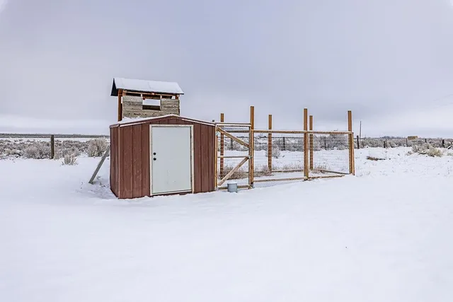 $425,000 | 2 Freight Wagon Road, Farson, WY 82932