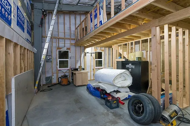 $425,000 | 2 Freight Wagon Road, Farson, WY 82932