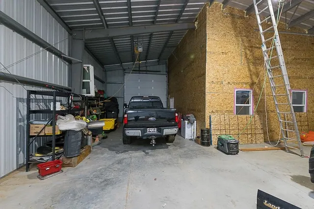 $425,000 | 2 Freight Wagon Road, Farson, WY 82932