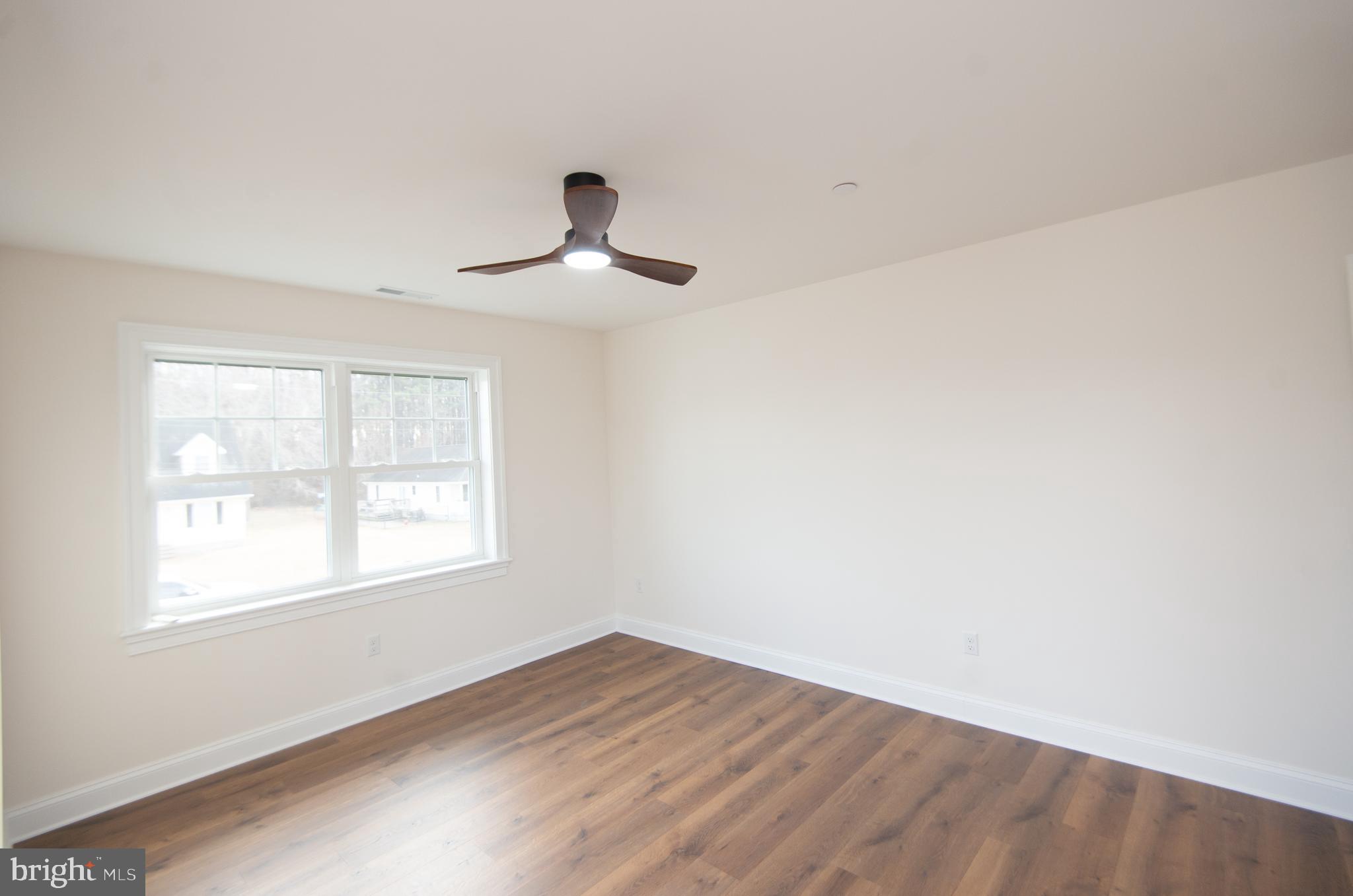 120 Academy Street Secretary, MD 21664 - Photo 35 of 46 an empty room with a window