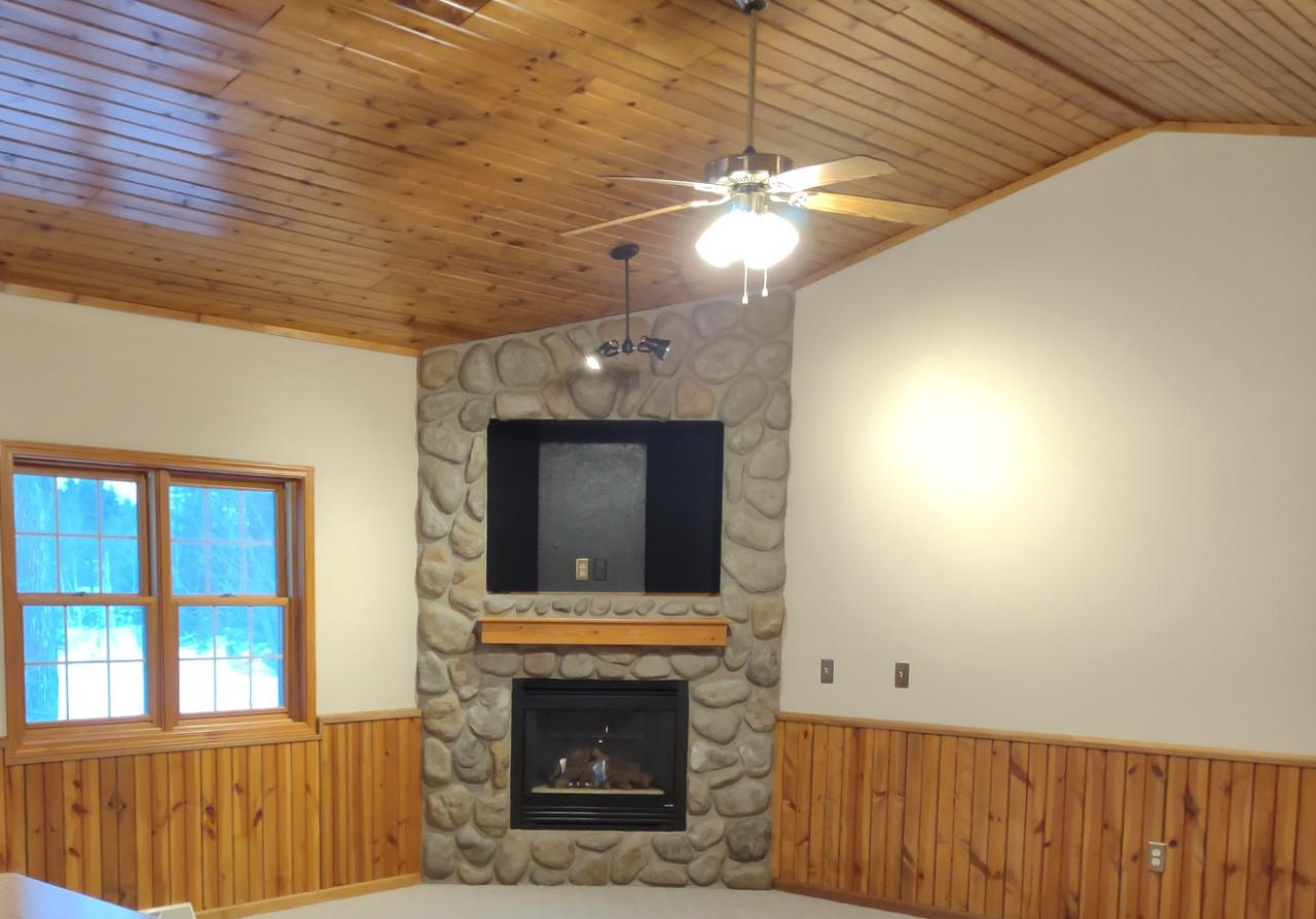 6680 Hwy 17 Rhinelander Wi 54501, Unit 7 Rhinelander, WI 54501 - Photo 6 of 30 Gallery Image 6