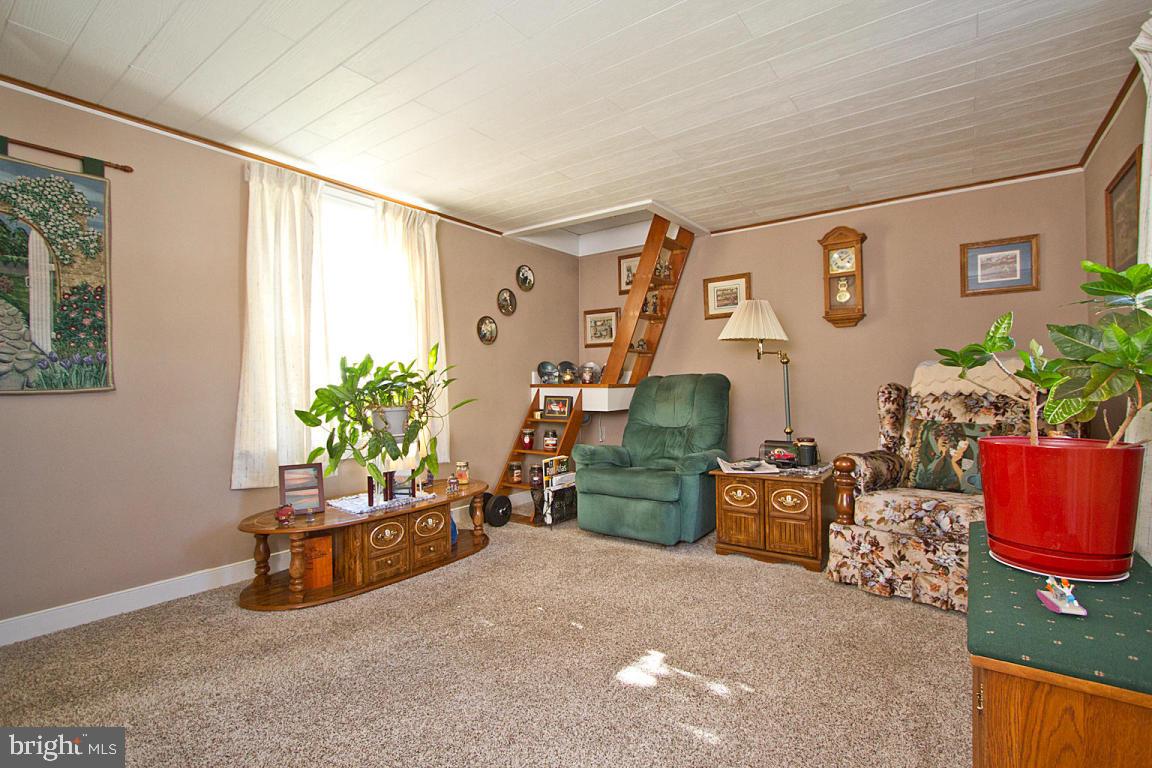 675 Hopeland Road Lititz, PA 17543 - Photo 23 of 54 Gallery Image 23