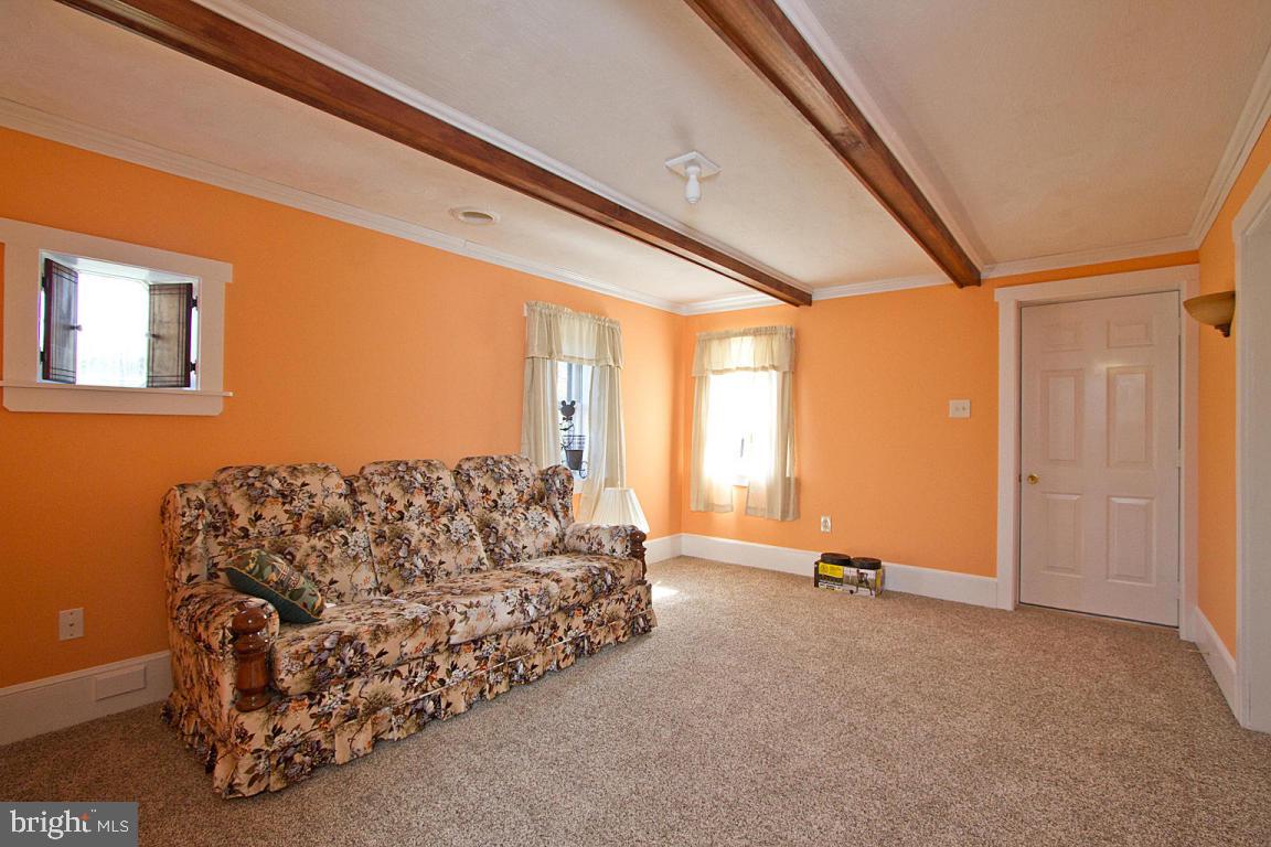 675 Hopeland Road Lititz, PA 17543 - Photo 8 of 54 Gallery Image 8