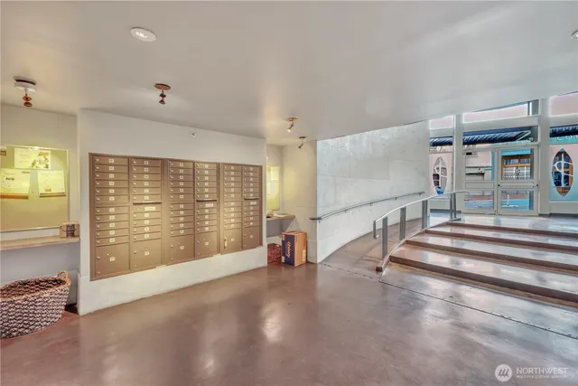 $725,000 | 303 East Pike Street, Unit 603, Seattle, WA 98122