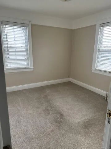 $2,500 | 7 Starks Place, Unit 2, Lynbrook, NY 11563