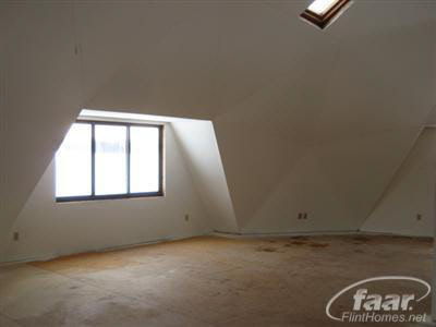 7411 Smith Road Gaines, MI 48436 - Photo 8 of 18 20165910-7.JPG