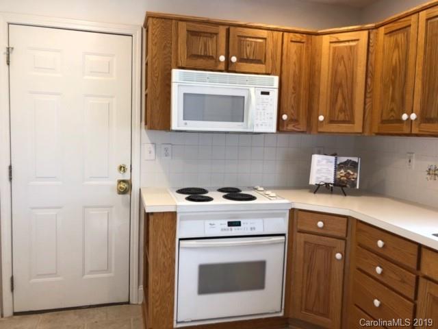 39 Shadowbrook Road Gastonia, NC 28056 - Photo 3 of 12 Gallery Image 3
