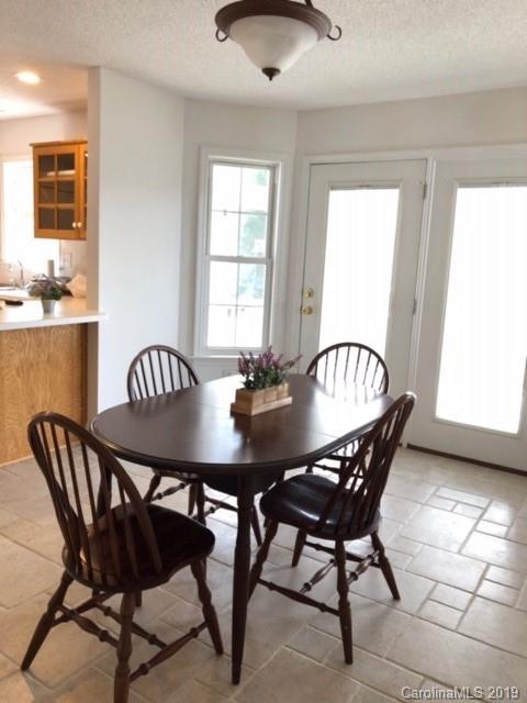 39 Shadowbrook Road Gastonia, NC 28056 - Photo 4 of 12 Gallery Image 4