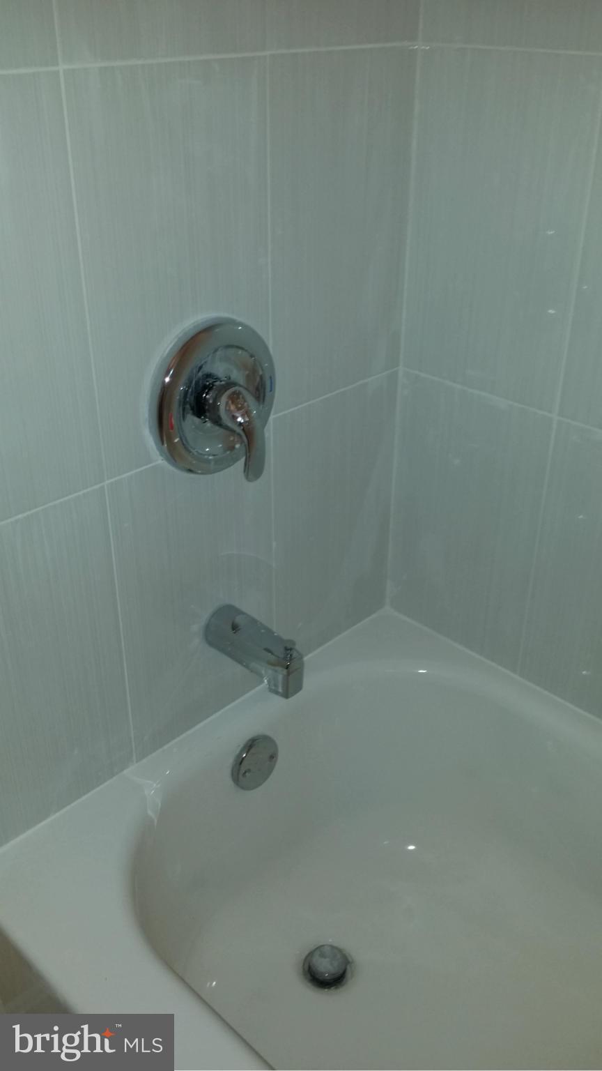 6715 Stanton Road Hyattsville, MD 20784 - Photo 8 of 12 Bath