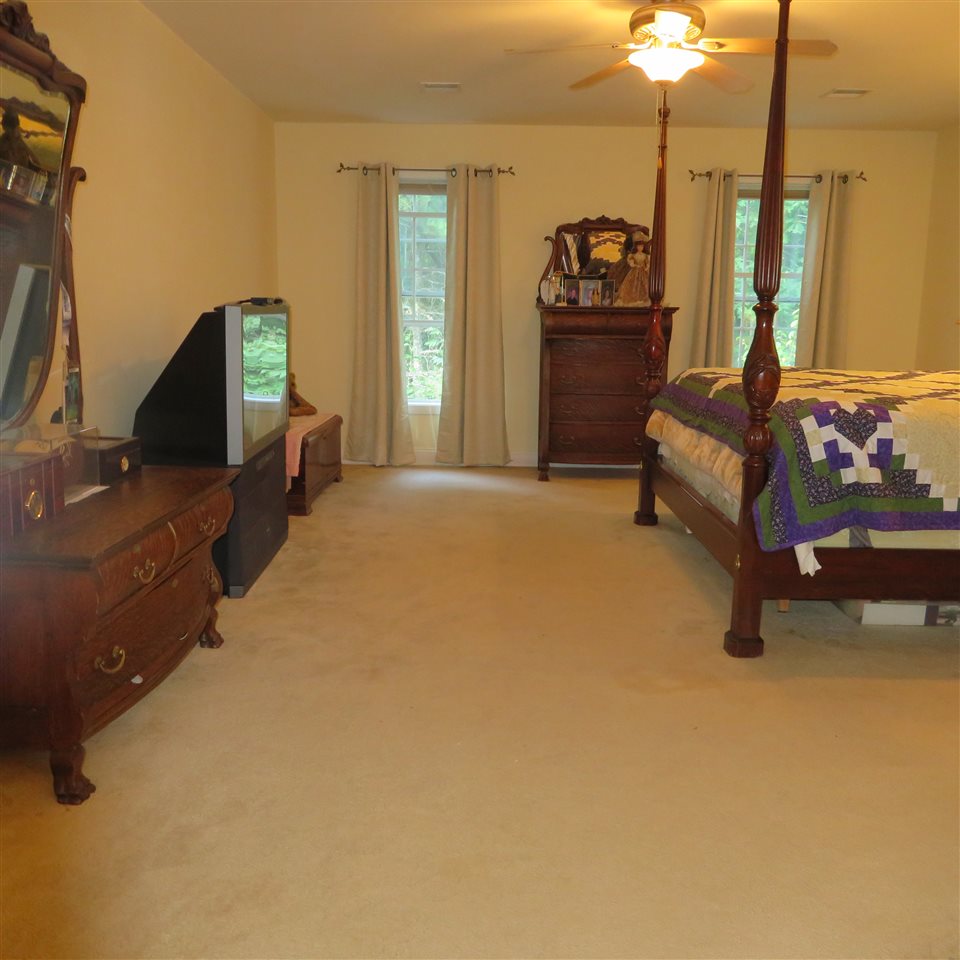 4 South Bow Road Bow, NH 03304 - Photo 21 of 29