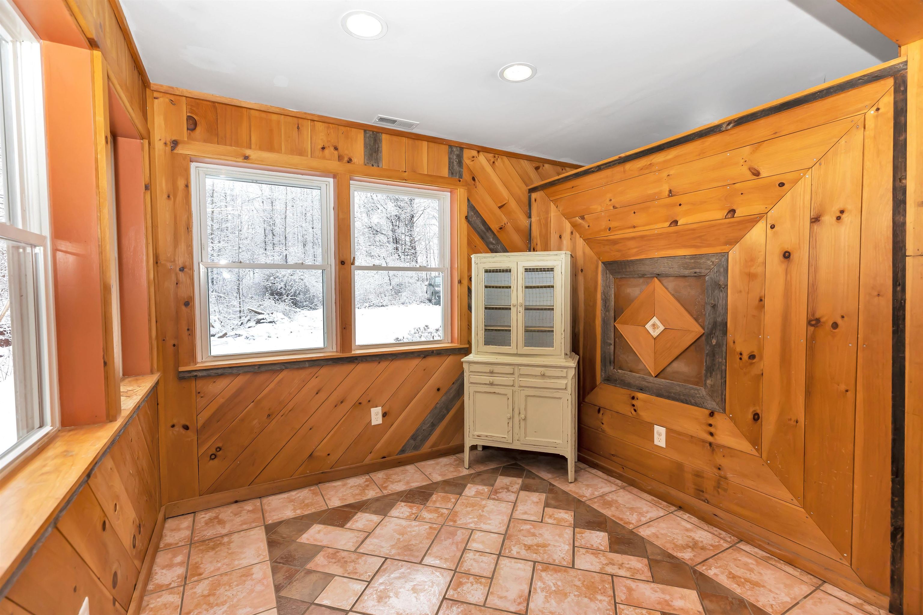 187 Merriam Hill Road Greenville, NH 03048 - Photo 6 of 37 Gallery Image 6
