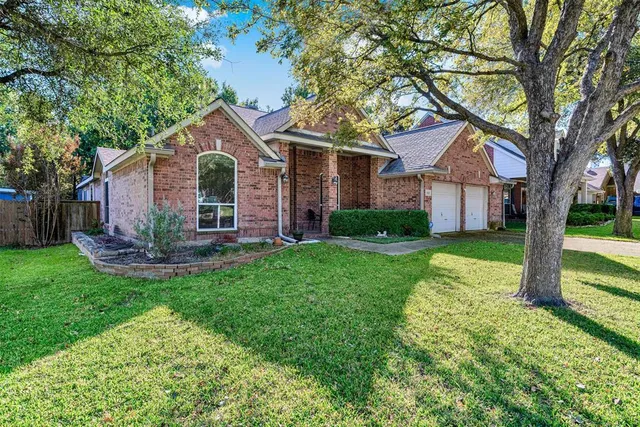 $375,000 | 5410 Nueces Bay Drive, Rowlett, TX 75089