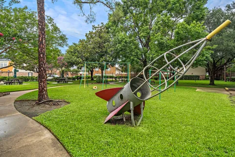 $199,000 | 6430 Olympia Drive, Unit 91, Houston, TX 77057