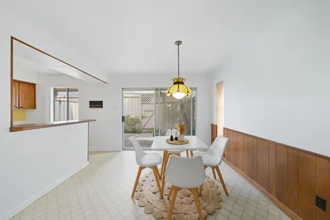 $199,000 | 6430 Olympia Drive, Unit 91, Houston, TX 77057