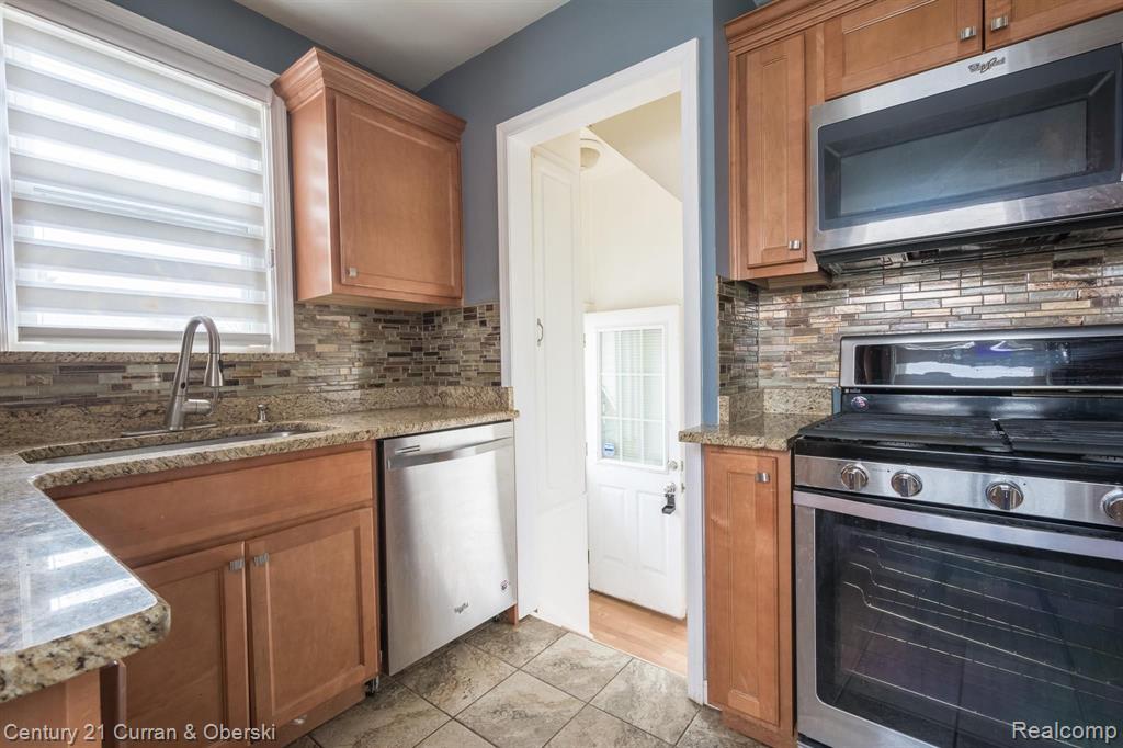 1500 Drexel Street Dearborn, MI 48128 - Photo 10 of 30