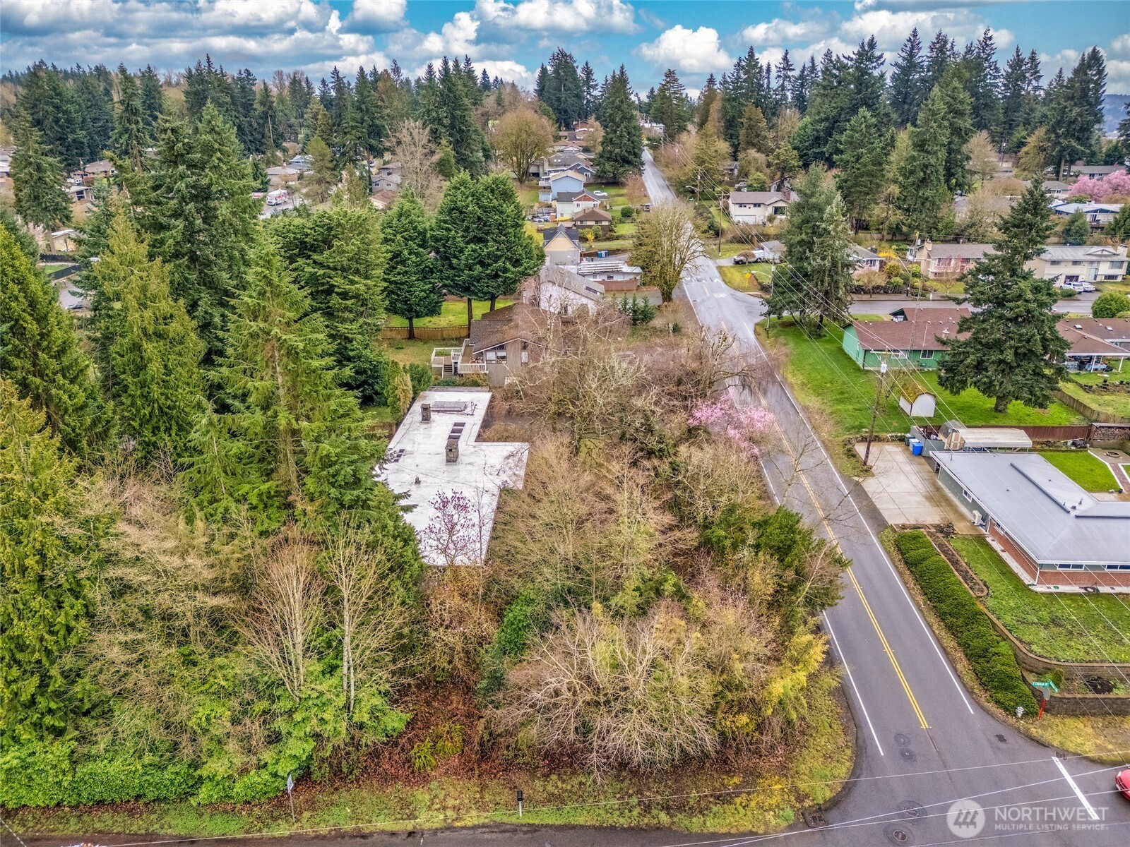700 Reiten Road Kent, WA 98030 - Photo 1 of 31 Gallery Image 1