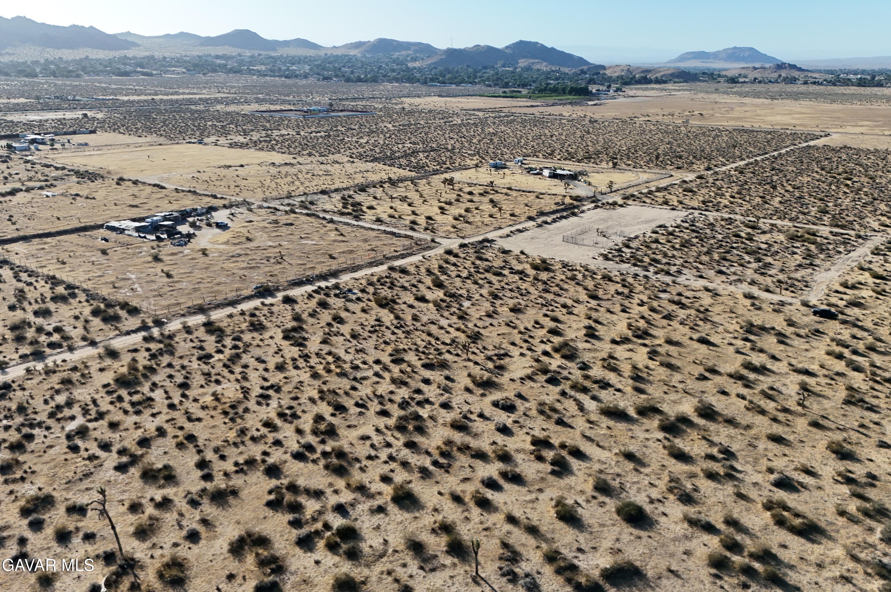 St Street East Palmdale, CA 93591 - Photo 12 of 16 06. DJI_20260609182926_0089_D
