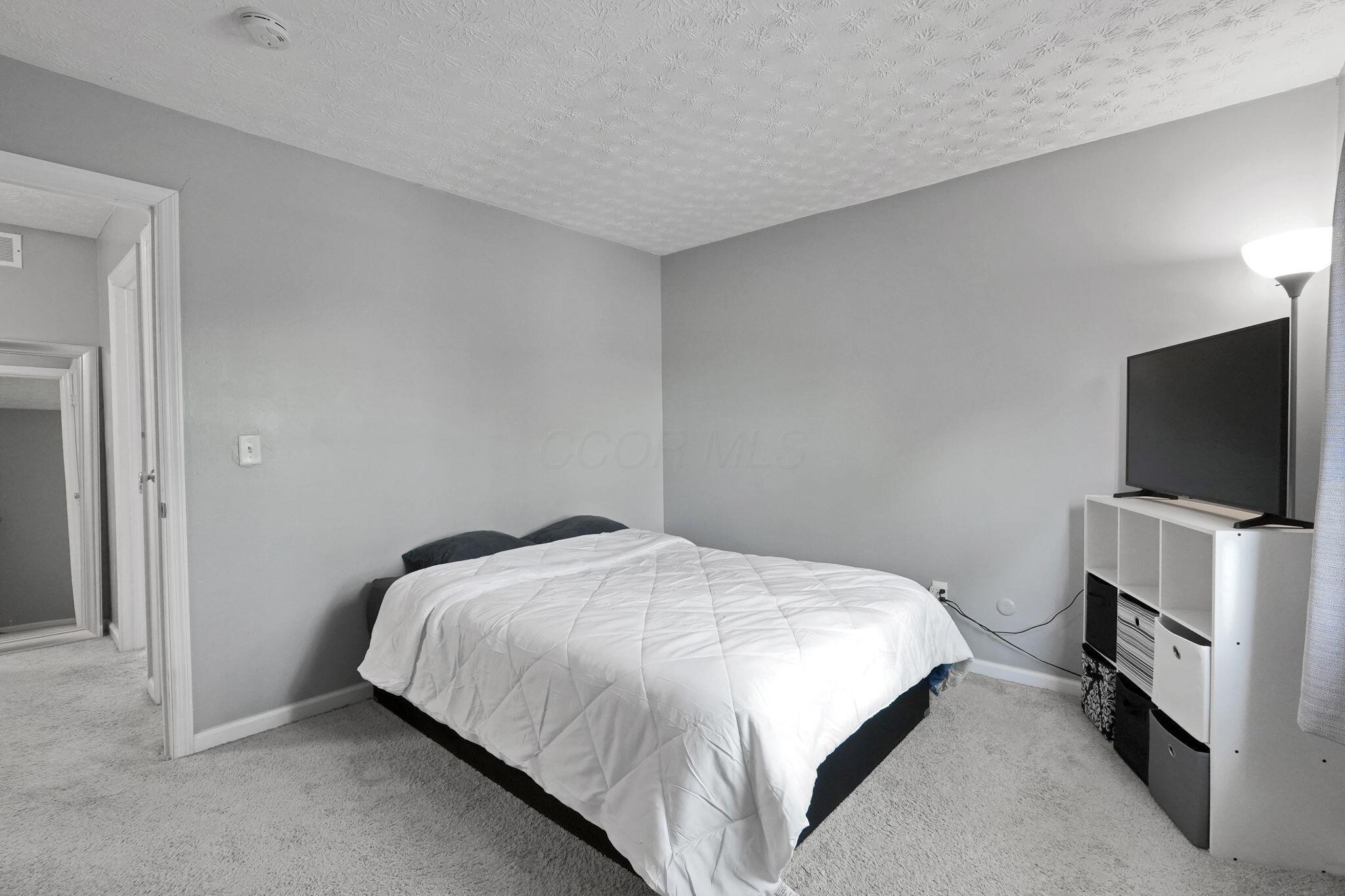 3224 Sundale Road Columbus, OH 43232 - Photo 18 of 44 Gallery Image 18