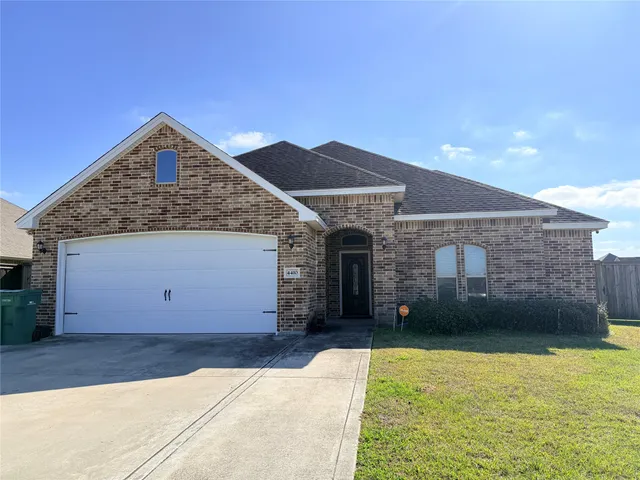 $2,590 | 4410 Sequoia Drive, Orange, TX 77630