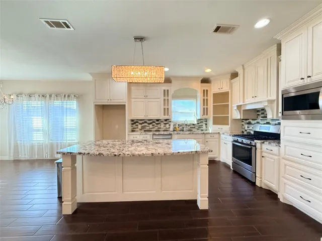 $2,590 | 4410 Sequoia Drive, Orange, TX 77630